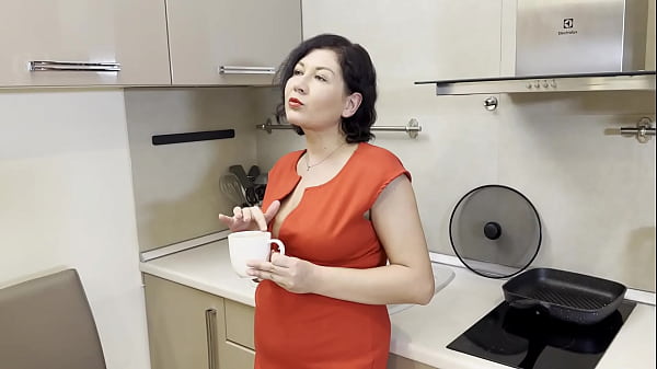 Mature teacher hard fucked in the kitchen by horny stud