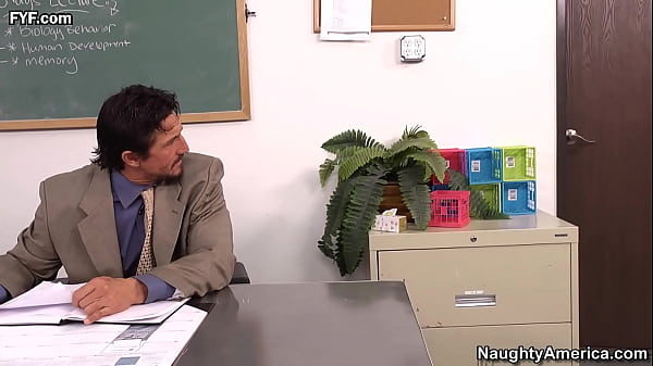 Riley Reid’s Academic Ambition: Sucking and Fucking Her Way to Success